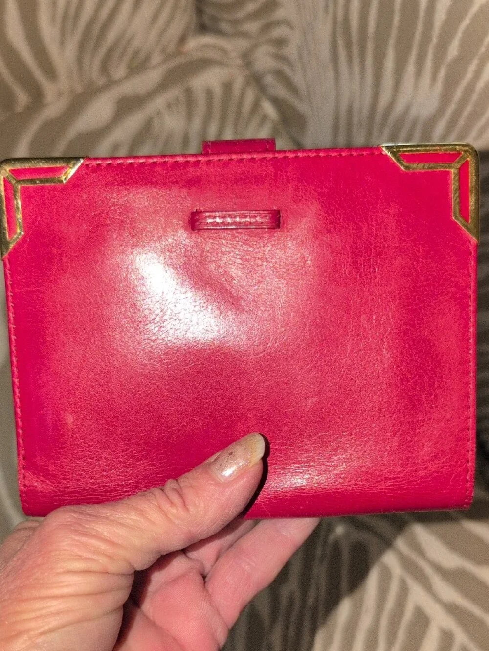 Vintage YSL Red Leather Wallet with Gold Corner Accents - Picture 9 of 12